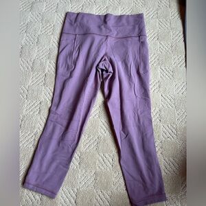 Athleta Salutation Stash 7/8 Legging